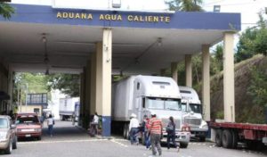 Honduras refuerza frontera con Guatemala para parar caravana migrante