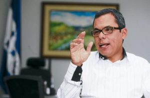 Julio Raudales: Un incremento salarial implicaría más desempleo