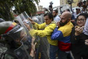 Fiscal general de Venezuela denuncia “ruptura del orden constitucional”