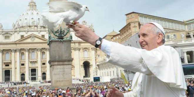 El Papa Francisco hace un llamado a la paz ante tensiones entre Estados Unidos e Irán