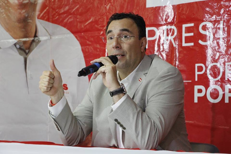 Luis Zelaya: “Show mediático” declaraciones de Elvin Santos