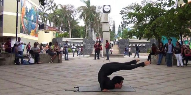 ¡Ahora los domingos también se va a la UNAH!