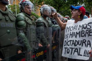 La Revolución Bolivariana fracasó: Deyber Munive