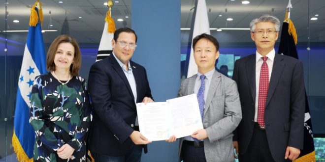 Koica entrega USD. 5.5 millones en equipo al 911