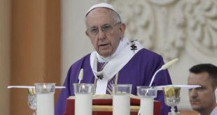 Estoy profundamente apenado por la tragedia en Colombia: Papa Francisco