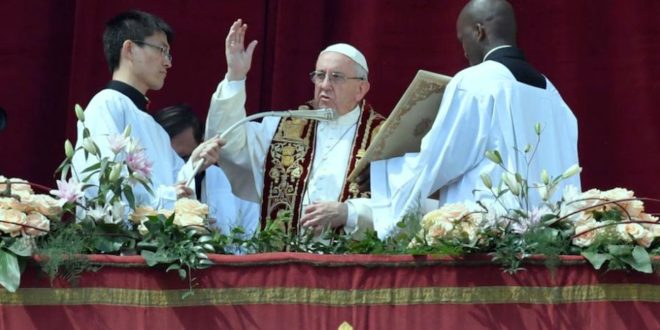 Papa Francisco ruega por paz mundial en mensaje de Pascua