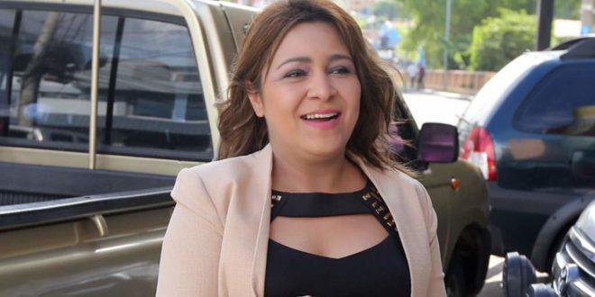 Nasralla no tiene capacidad para dirigir el PAC: Marlene Alvarenga