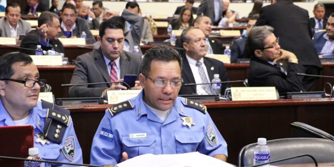 Aprueban servicios privados de seguridad en nueva Ley de Policía