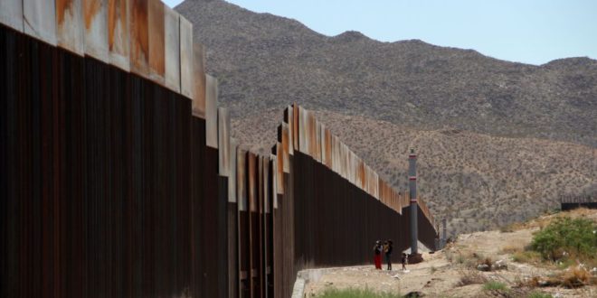 El Pentágono analiza ampliar tropas en la frontera con México