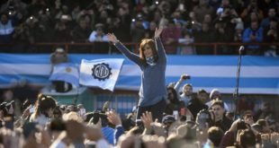Cristina Kirchner sacude Argentina al confirmarse como candidata