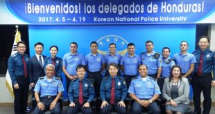 Capacitan miembros de la Policía Nacional en Corea del Sur