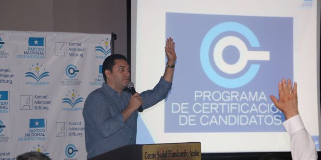 Candidatos “azules” subirán su perfil público en la web