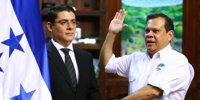 Juramentan a Ricardo Cardona como nuevo ministro de la presidencia