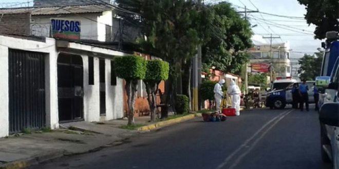 Hallan dos personas asesinadas dentro de costales en Tegucigalpa