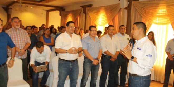 Perla del Ulúa respalda a Juan Orlando Hernández