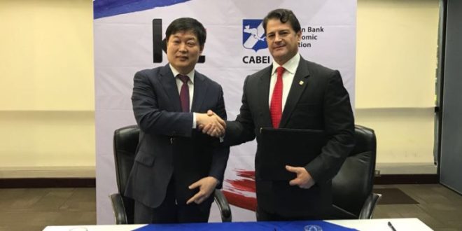 BCIE y KT Corporation firman acuerdo de cooperación