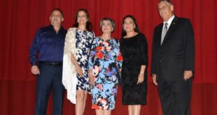 Vicealcaldesa de San Pedro Sula, Lilia Umaña Montiel, recibe galardón