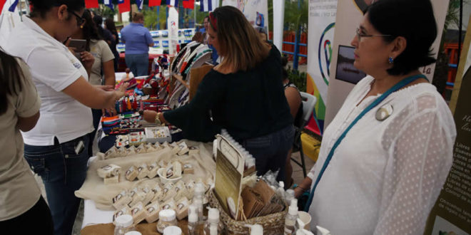 “Ciudad Mujer” realiza primera Expo-feria comercial de emprendedoras