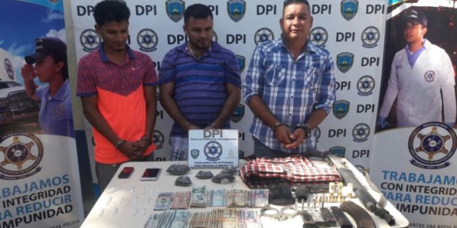 Detenidos con armas y droga en Comayagua