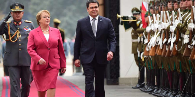 Presidenta Bachelet llega a Honduras para fortalecer lazos comerciales