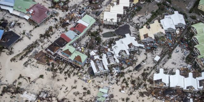 Irma deja 44 muertos en Caribe y 33 en Florida