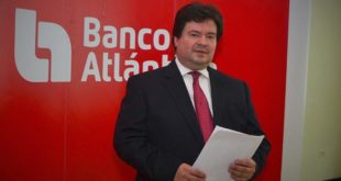 Guillermo Bueso destaca programa de becas Fulbright – Banco Atlántida