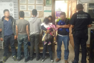 Rescatan a 27 indocumentados en Méxixo; 7 son hondureños
