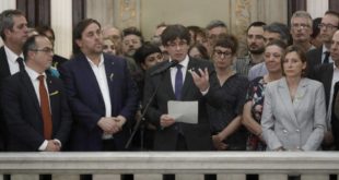 Fiscalía española se querellará por rebelión contra Puigdemont