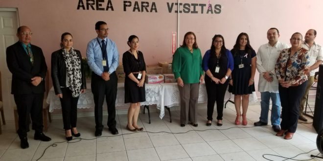 IAIP entrega donativo al asilo del hospital San Felipe