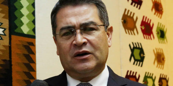 Evasores de impuestos irán a la cárcel: presidente Hernández