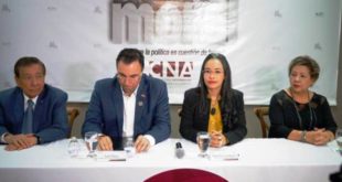Luis Zelaya firma Manifiesto Morazánico del CNA