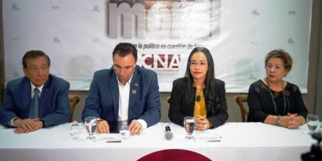 Luis Zelaya firma Manifiesto Morazánico del CNA