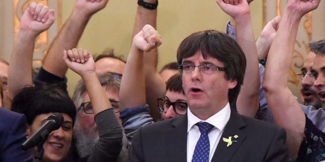 España: Fiscalía pide orden de captura para Puigdemont