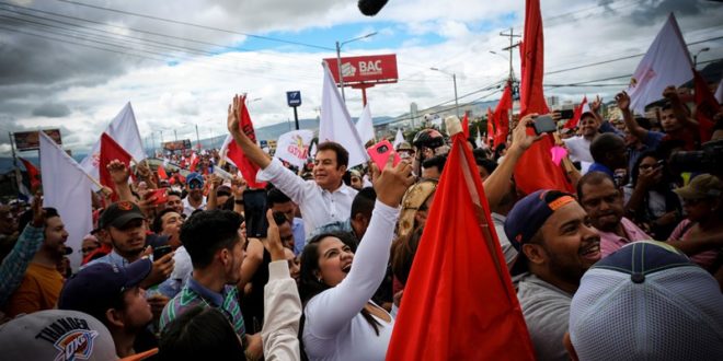 Empresarios piden a políticos paz y no incendiar Honduras