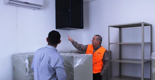 Alcaldía Sampedrana instala equipo médico en Macro Distrito de Salud