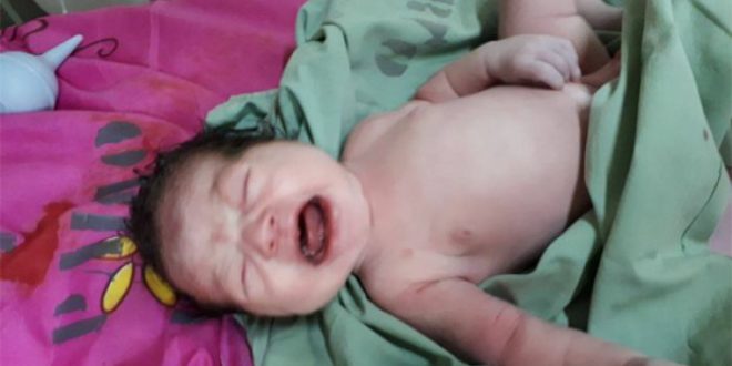 Varón y niña, los primeros en nacer en 2018: Honduras