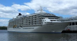 "The World": crucero de lujo sólo para millonarios llega a Guanaja