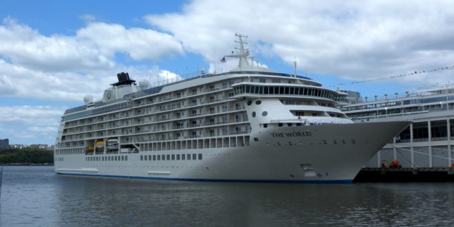 "The World": crucero de lujo sólo para millonarios llega a Guanaja