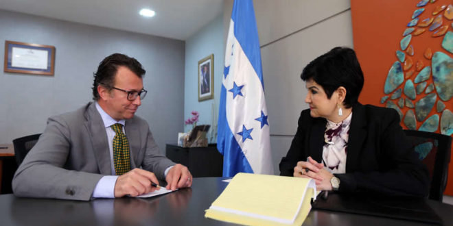 Honduras y UE ratifican cooperación de acuerdo comercial