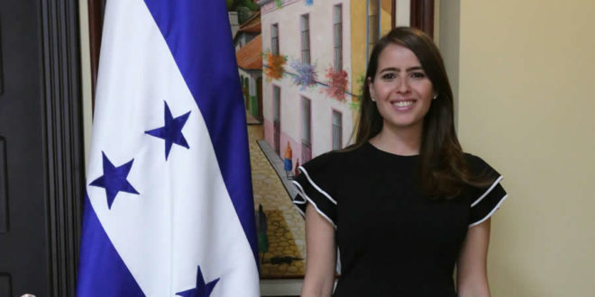 Andrea Matamoros, nueva ministra asesora de Estrategia y Comunicaciones