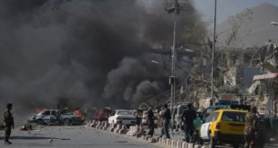 Ataque suicida deja más de 50 muertos en Kabul, Afganistán