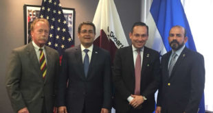 Presidente Juan Hernández se reúne director de la DEA