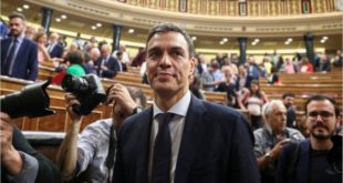 El socialista Sánchez asume como nuevo presidente de España