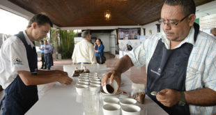 EEUU apoyará a productores hondureños de café y frijol