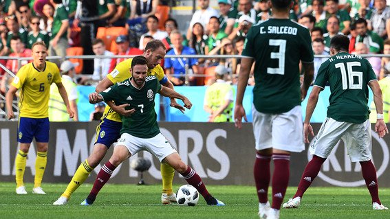 México pierde por goleada ante a Suecia