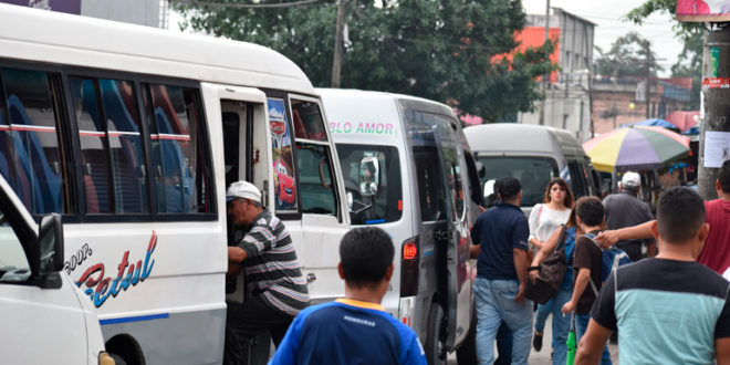 Transportistas hondureños serán beneficiados con bono de apoyo solidario