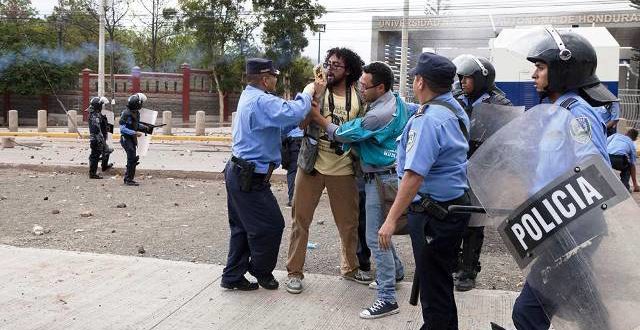 CIDH condena asedio policial contra periodistas de Honduras