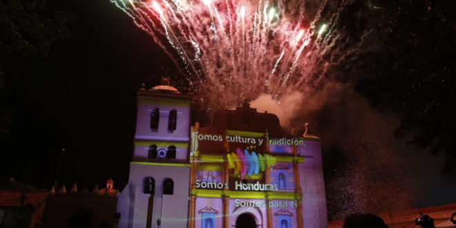 Realizan videomapping en Congreso Internacional de Turismo Religioso