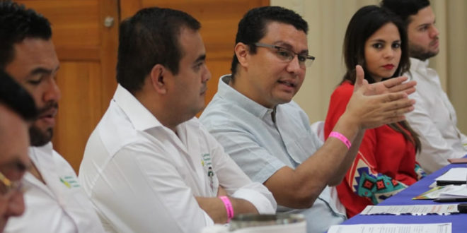 Gobierno y sector cooperativo consensúan agenda de trabajo