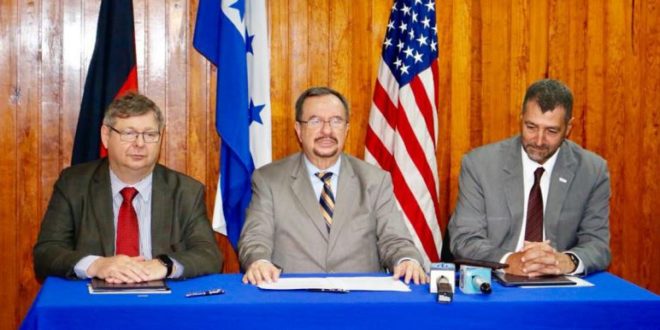 USAID y GIZ apoyan la educación en Honduras